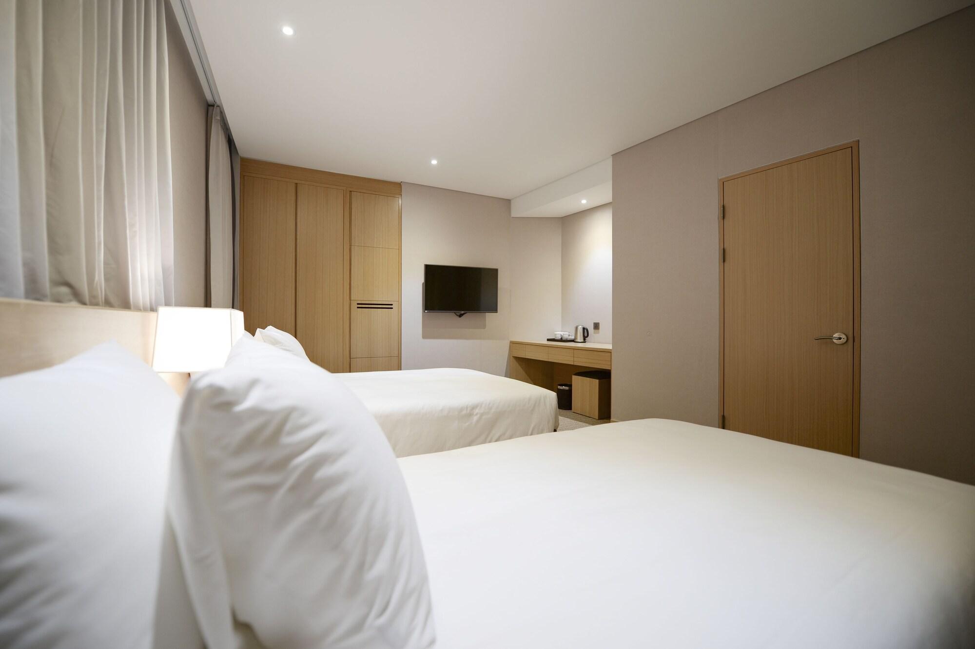 Hotel New Oriental Myeongdong Seúl Exterior foto