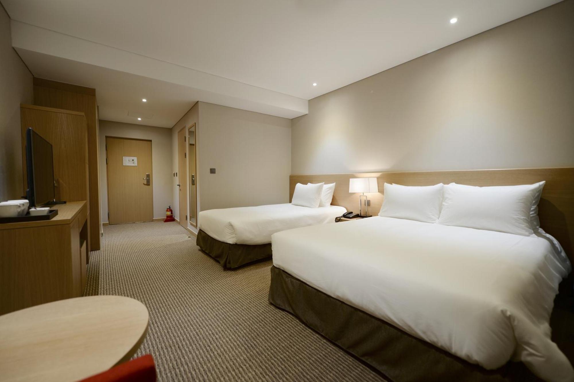 Hotel New Oriental Myeongdong Seúl Habitación foto