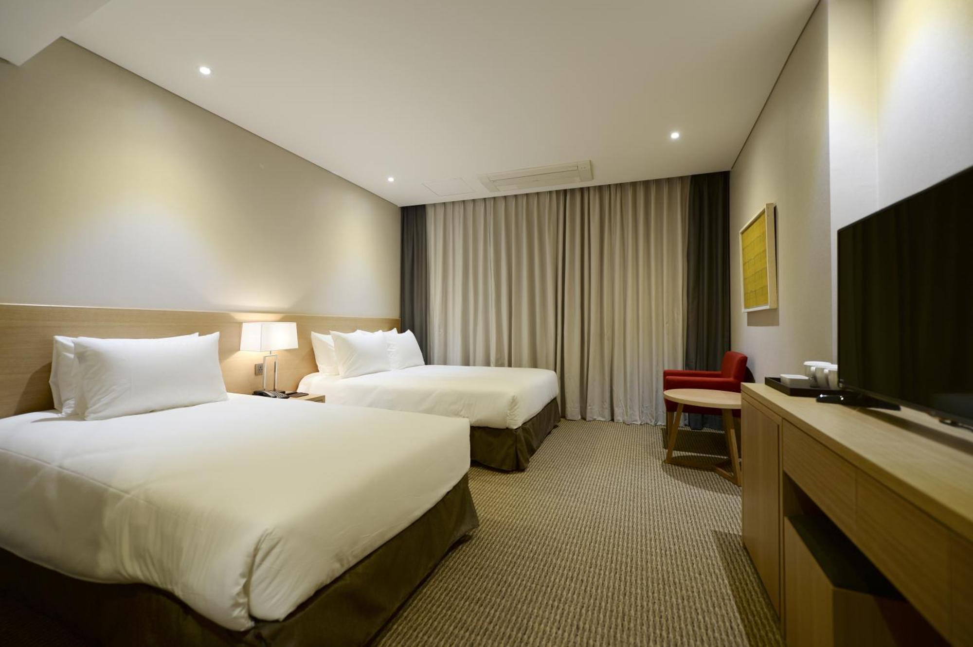 Hotel New Oriental Myeongdong Seúl Habitación foto