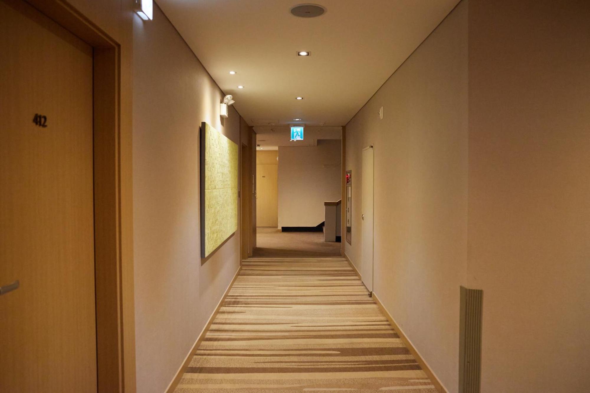 Hotel New Oriental Myeongdong Seúl Exterior foto