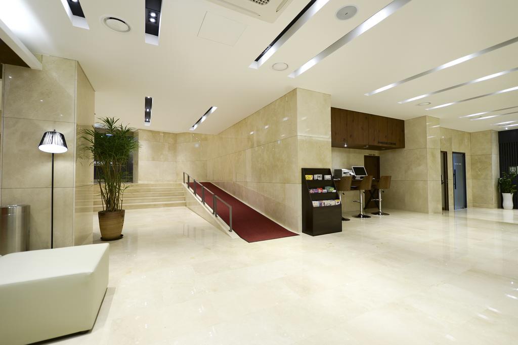 Hotel New Oriental Myeongdong Seúl Exterior foto